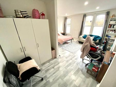1 bedroom flat to rent - Photo 3