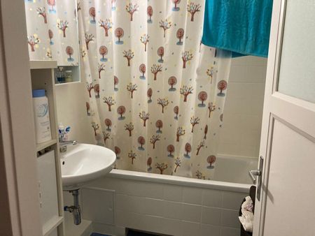 Bel appartement 5 pièces dans un environnement calme - Foto 2