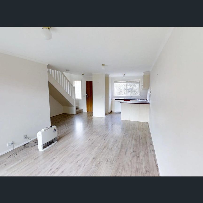4/6 Mowatt Street, Queanbeyan East, NSW 2620 - Photo 1