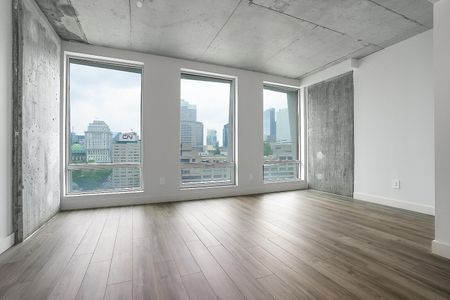 From bold architecture to sweeping skyline views, Skyla is where downtown Montréal living reaches its peak — in style - Photo 3
