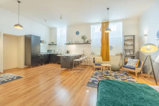 Pronájem nadstandardně prostorného bytu 1+kk (53 m and sup2;) v srdci Vinohrad! - Фото 1