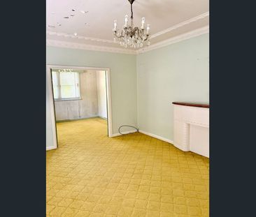 Spacious Unfurnished 3-Bed Family Home - Photo 6