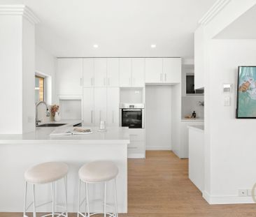 Endless Pacific Ocean Views from a Private Sunlit Coastal Sanctuary - Photo 5