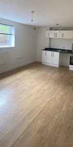 1 Bed Flat, Westleigh Road, LE3 - Photo 3