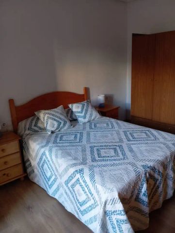 Piso de alquiler en Encarnación, 5, La Encarnación - Photo 2