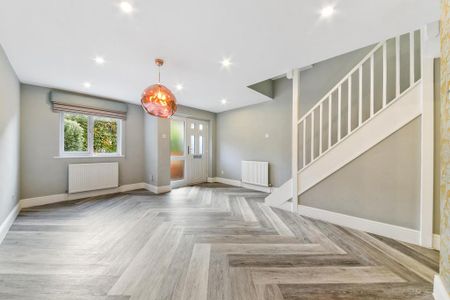 3 bedroom townhouse to rent - Photo 2