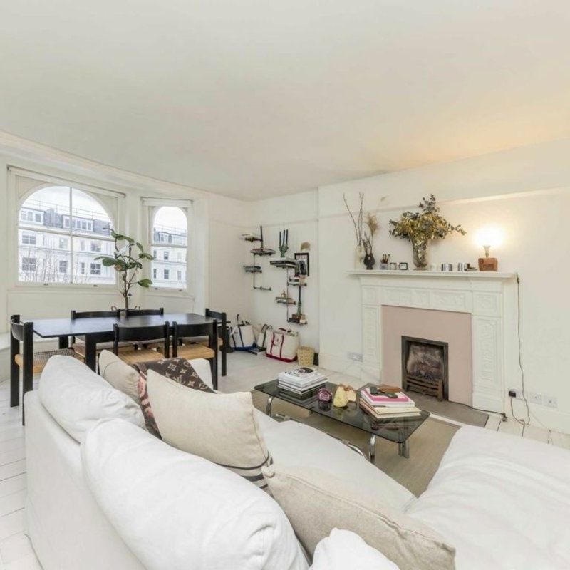 Colville Gardens, Notting Hill, W11 - Photo 1