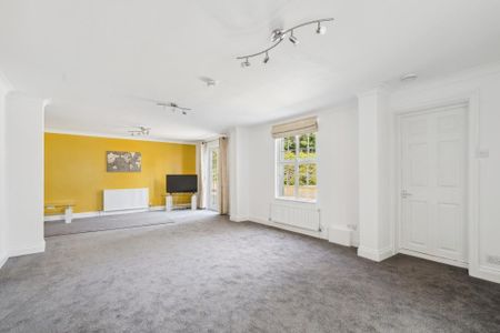 8 bedroom detached house to rent - Photo 4