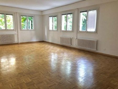 A saisir ! Lumineux logement au coeur de Lausanne ! - Photo 2