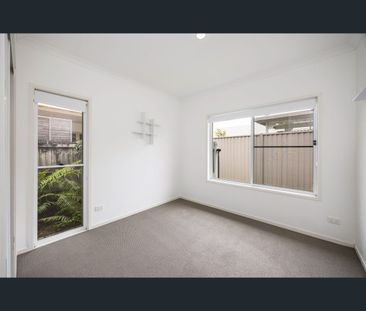 23 Barrine Crescent, Caloundra West, Qld 4551 - Photo 3
