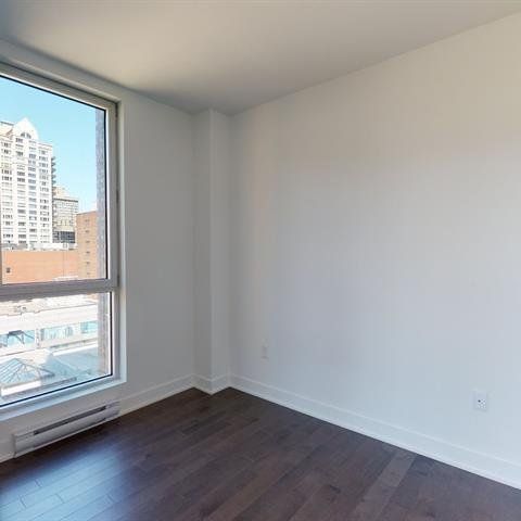 Condo for rent, Montréal (Ville-Marie) - Photo 1