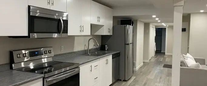 Beautiful 2 Bedroom Apartment | Calgary - Photo 1