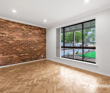 Beautifully Renovated Family Home in Peaceful Cul-de-Sac - Photo 6
