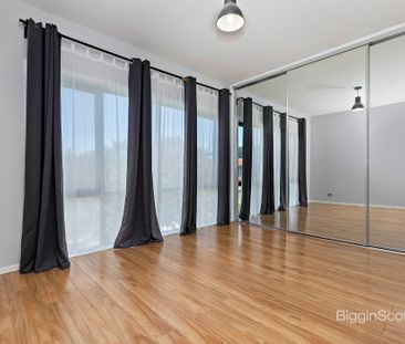 33 Laity Street, Richmond VIC 3121 - House For Rent | Domain - Photo 5