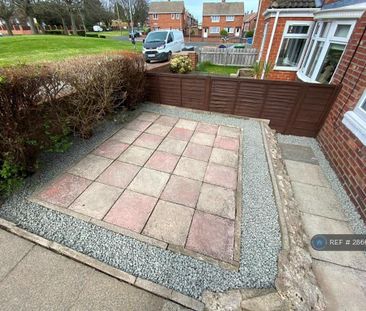 2 bedroom semi-detached house to rent - Photo 1