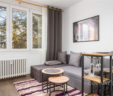 Pronájem bytu 1+kk 20 m² - Photo 1