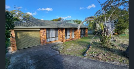 Single Level Home - Photo 2