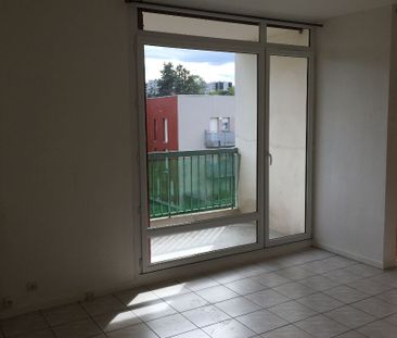 Location Appartement 3 pièces 73m² - Photo 4