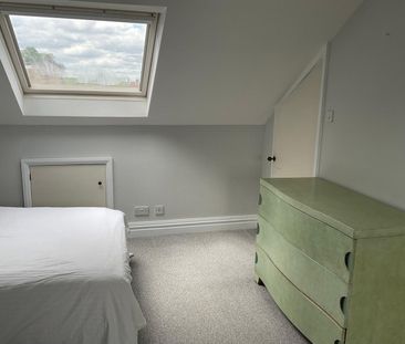 3 Bed Flat, Oxberry Avenue, SW6 - Photo 2