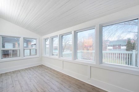 For Lease - 46 Cowan Avenue Unit# Upper #B, Toronto, Ontario - Photo 3