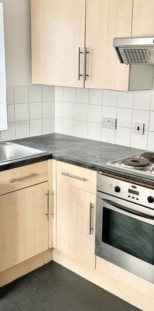 Alhambra Road - Photo 1