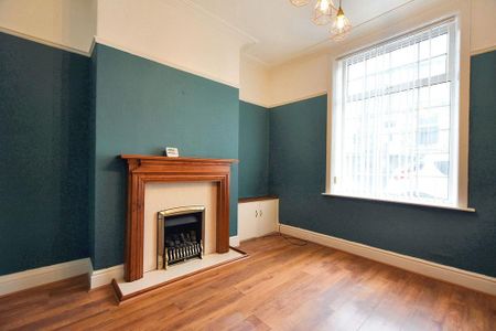 2 bedroom terraced house to rent - Photo 2