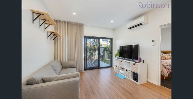 Ground Floor Unit with Private Courtyard Entry & Direct Basement Access - Photo 1