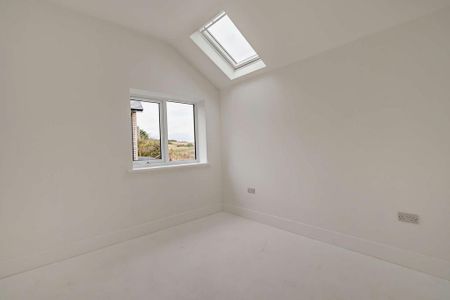 1 bedroom bungalow to rent - Photo 3