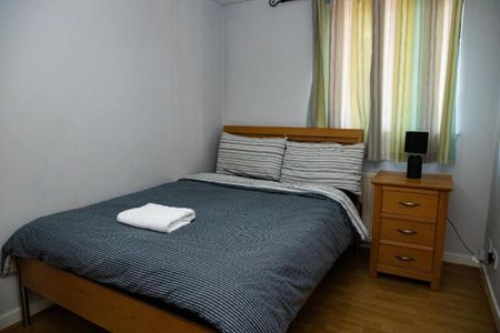 2 Bed Flat, Riverside Drive, AB11 - Photo 5