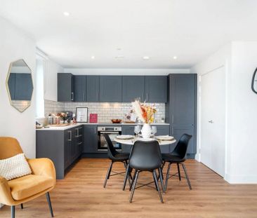 2 bedroom apartment to rent - Photo 3