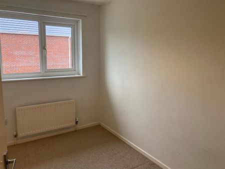 2 bedroom terraced house to rent - Photo 3