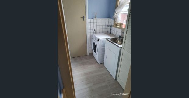 AFFORDABLE & CONVENIENT - Photo 1