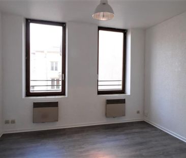 RUE SAINT-NICOLAS - (DISPONIBILITE IMMEDIATE) - Photo 2