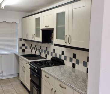 3 bedroom end of terrace house to rent - Photo 6