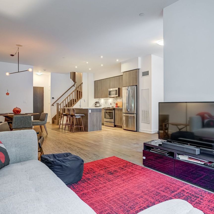 For Lease - 36 Bruyeres Mews Unit# TH06, Toronto, Ontario - Photo 1