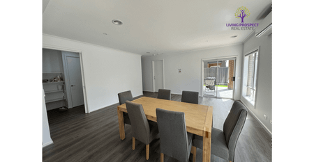 ROOM FOR RENT - UTILITIES PROVIDED - Photo 3