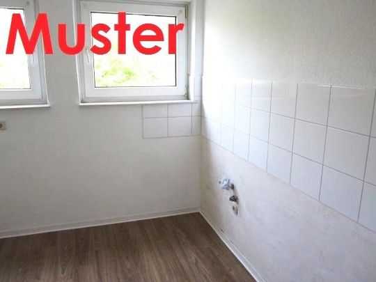 Frisch renoviert bis zu Ihrem Einzug - 3 Zimmer Wohnung mit Balkon - Foto 1