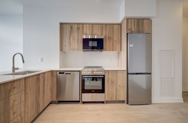 For Lease - 25 WELLINGTON Street Unit# 3404, Kitchener, Ontario - Photo 1