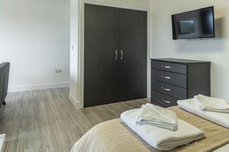 Studio to rent - Photo 5