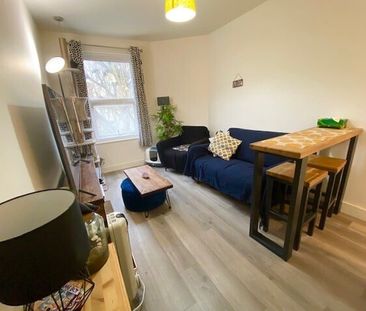 High Street, Milton Keynes, New Bradwell - Photo 1