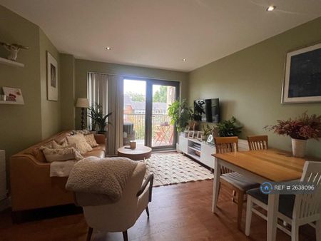 1 bedroom flat to rent - Photo 2