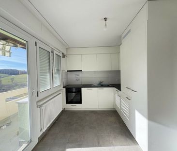 Appartement rénové 3.5 pièces à CHF 1'600.-/mois charges comprises - Foto 1