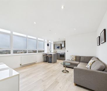 Springfield Road, Chelmsford, Essex, CM2 6JG - Photo 2