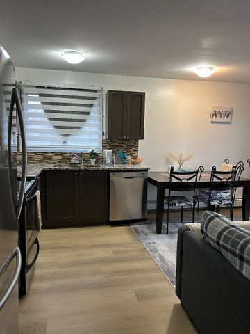 302, 2117 16 Street SW - 1 - Photo 5