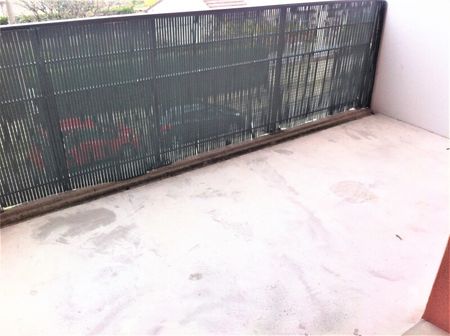 Location Appartement 2 pièces 41m² MOULINS 03000 - Photo 5