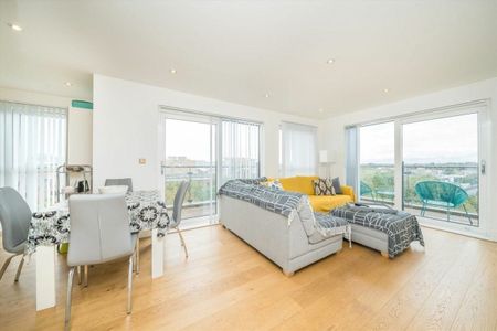 Down Hall Road, Kingston Upon Thames, KT2 - Photo 2