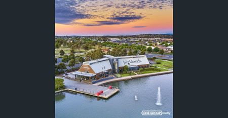 Modern 3-Bedroom Townhouse in Prime Craigieburn Location! - Photo 2