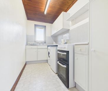 1 bedroom flat to rent - Photo 6