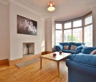 4 bedroom terraced house to rent - Photo 2
