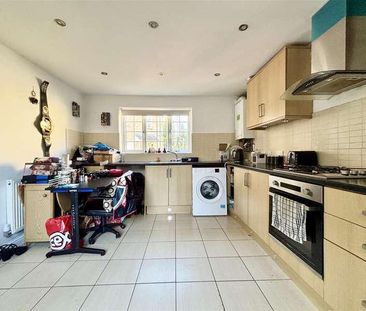 Pippin Court, Halifax, HX2 - Photo 6